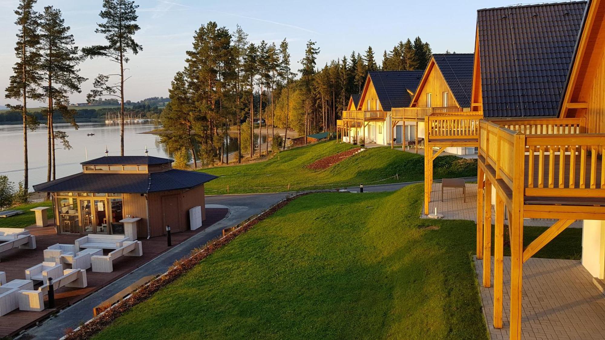 Lakeside Village - Vetrnik Frymburk Eksteriør bilde